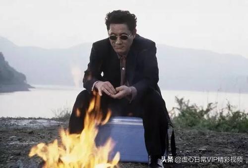 如何评价北野武的《花火》<strong></p>
<p>花火</strong>？