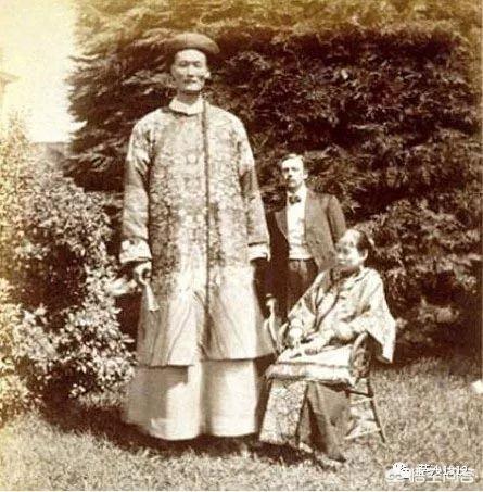 历史上真的存在巨人吗<strong></p>
<p>GOW</strong>？