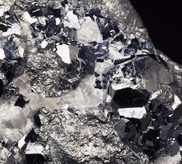 铂族贵金属(铂族贵金属中最低的是哪一个)