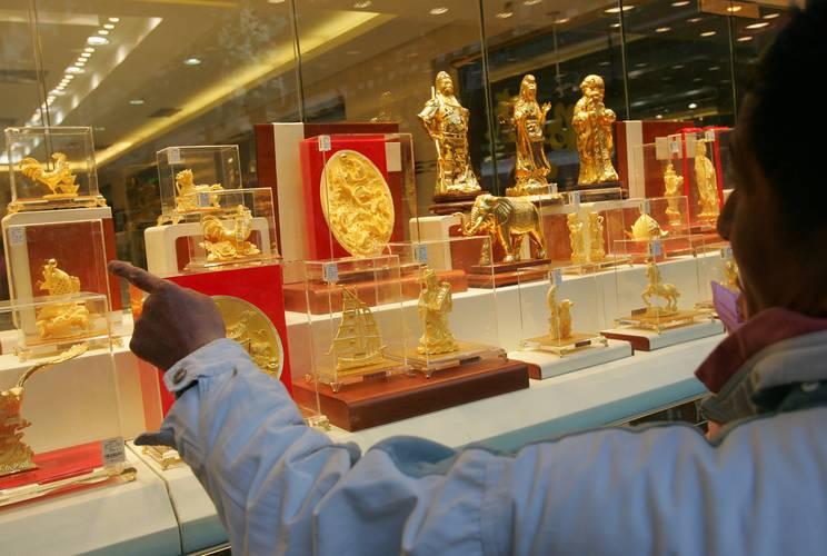 贵金属艺术品(贵金属价格暴跌源于泡沫破灭) 贵金属艺术品(贵金属价格暴跌源于泡沫破灭)