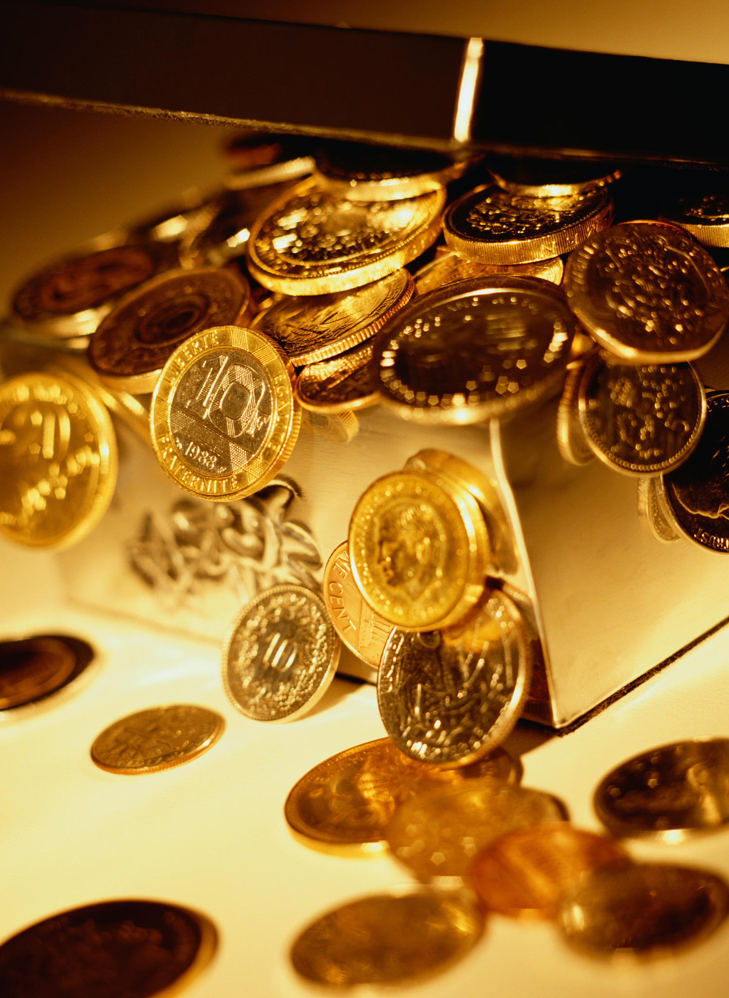 贵金属股市(黄金股票交易) 贵金属股市(黄金股票交易)